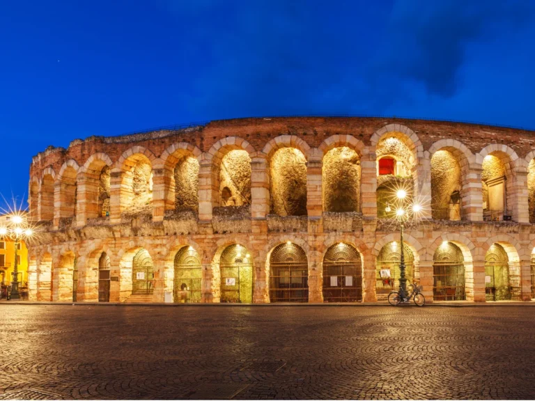 Arena di verona theatre was build by the Romans