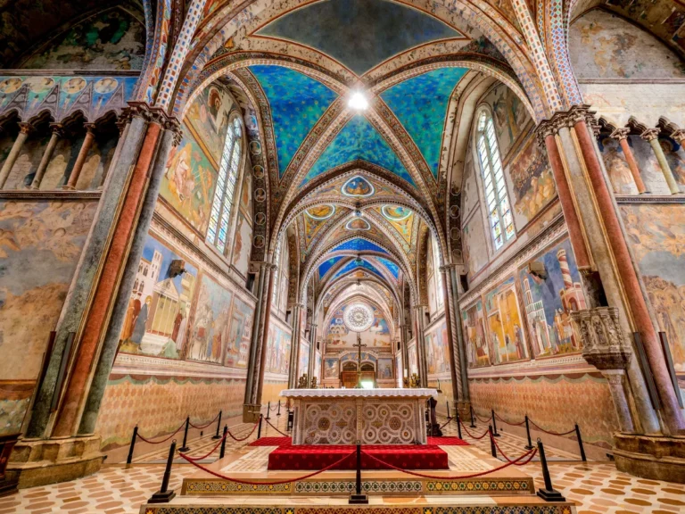 Paintings inside the Basilica di San Francesco