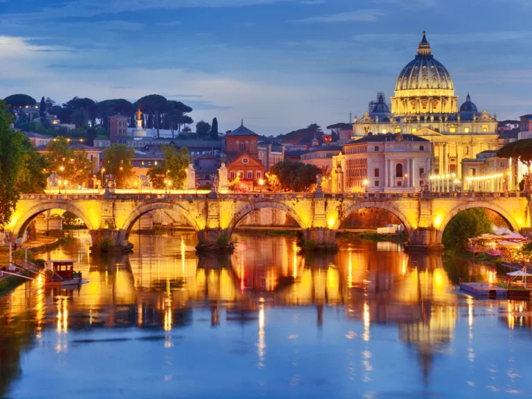 The Vatican City is the world's smallest independent state