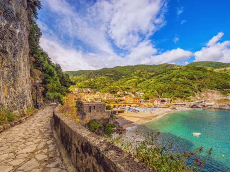 Walking towards Monterosso al Mare